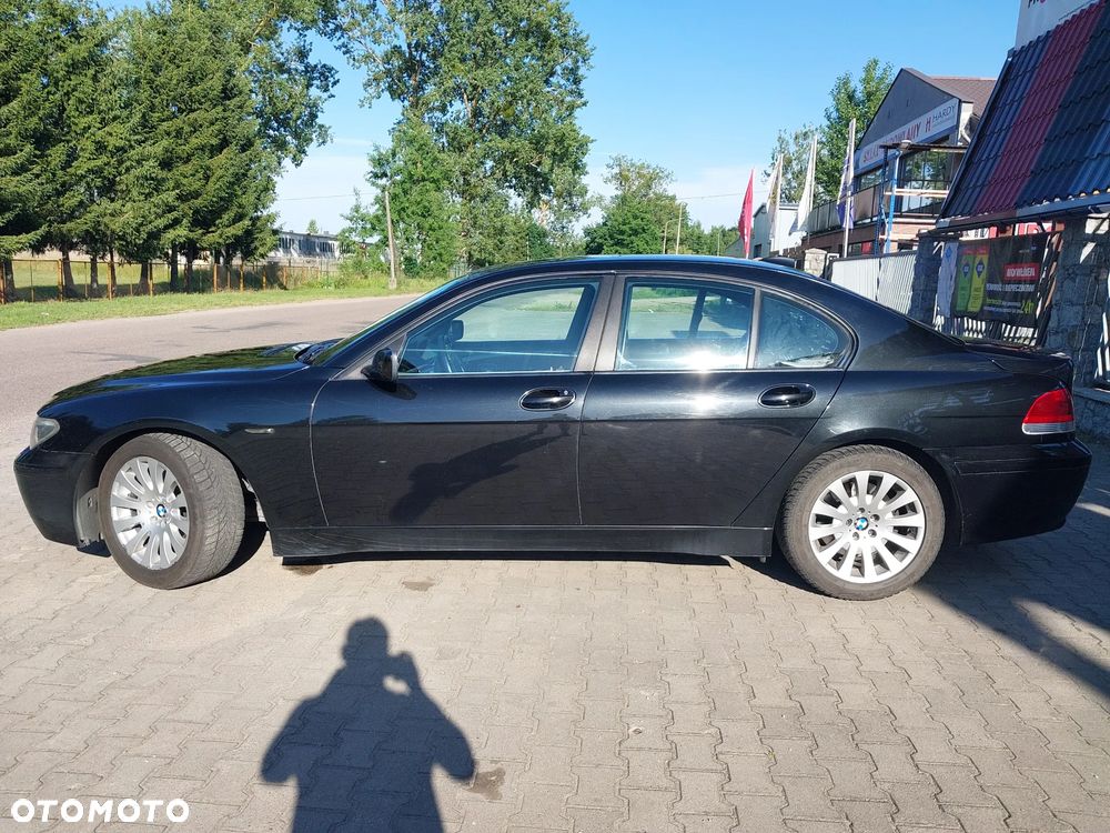 BMW Seria 7 - 25
