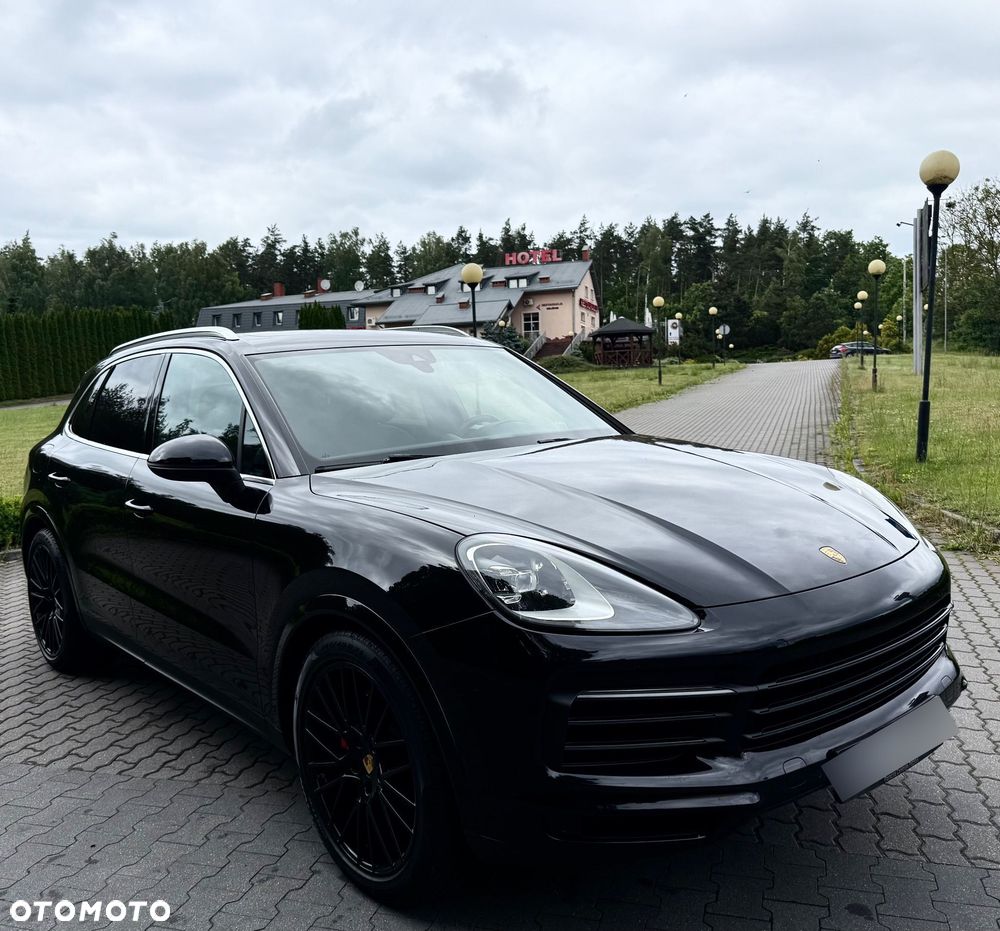 Porsche Cayenne - 4