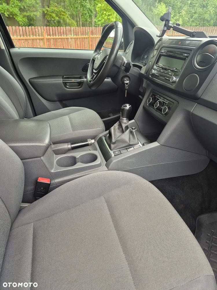 Volkswagen Amarok Double Cab 2.0 TDi 4MOTION Basic - 6