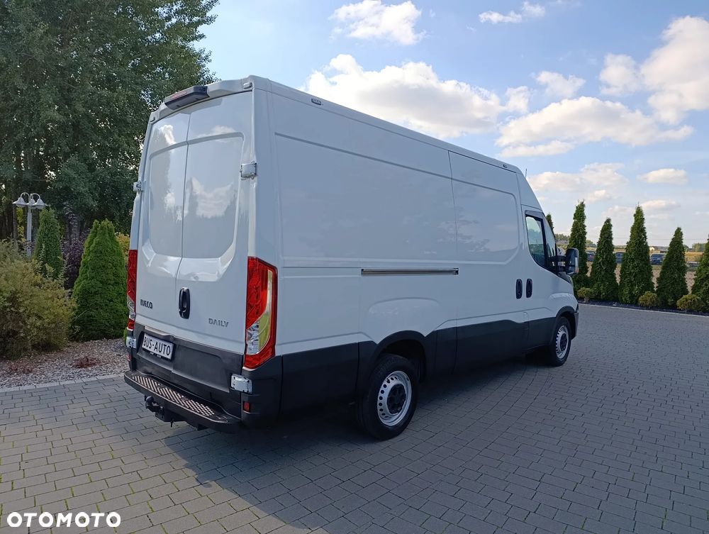 Iveco 35s14 - 21