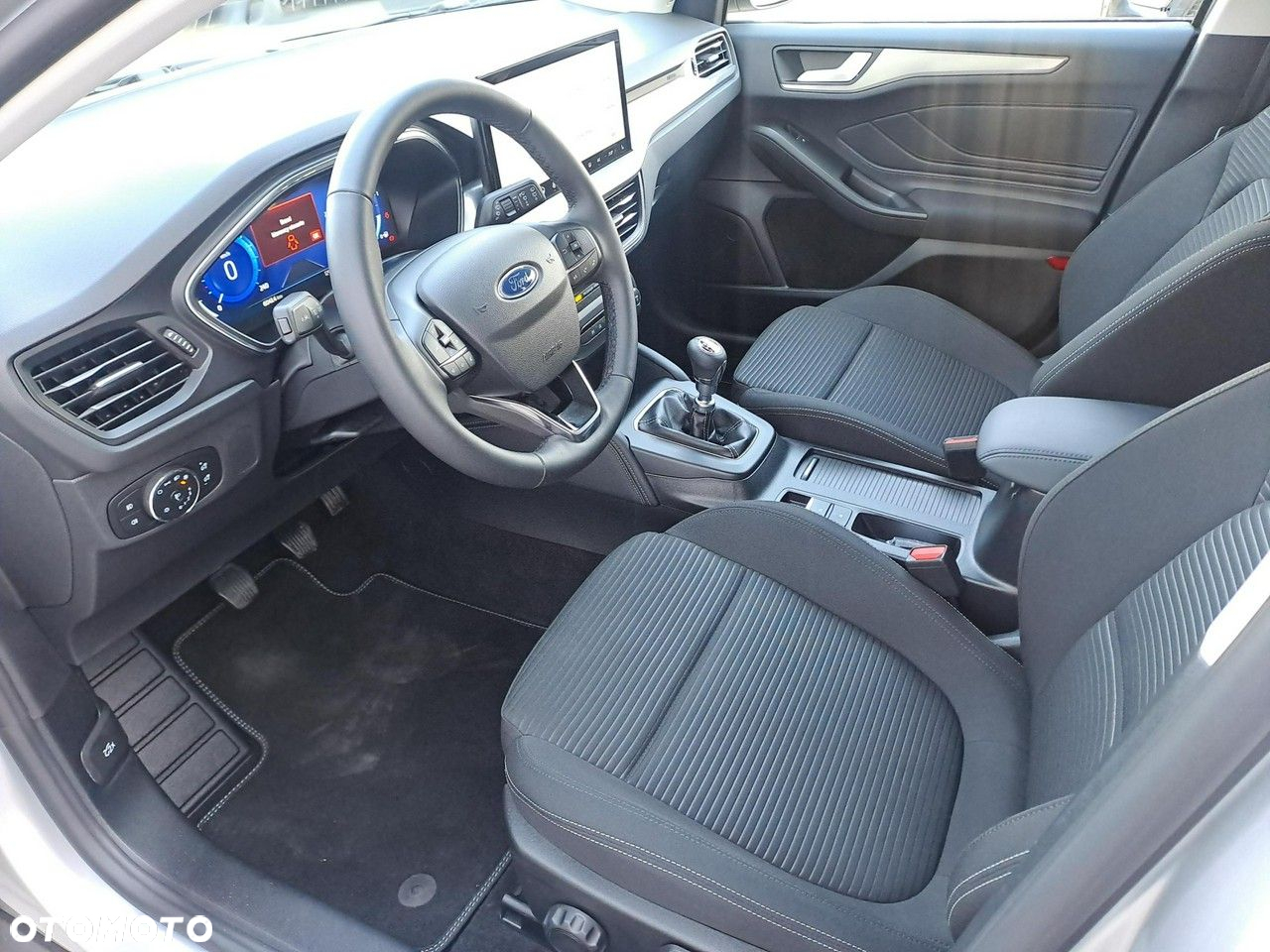 Ford Focus 1.0 EcoBoost mHEV Titanium - 9