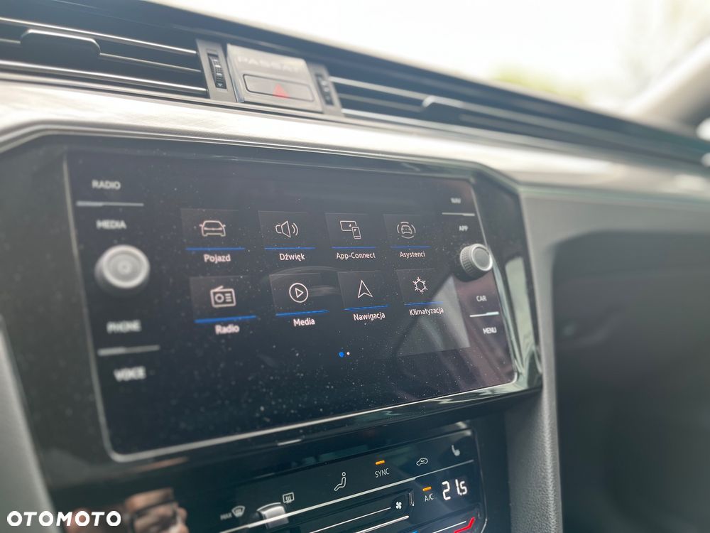 Volkswagen Passat Variant 1.5 TSI EVO Business DSG - 9