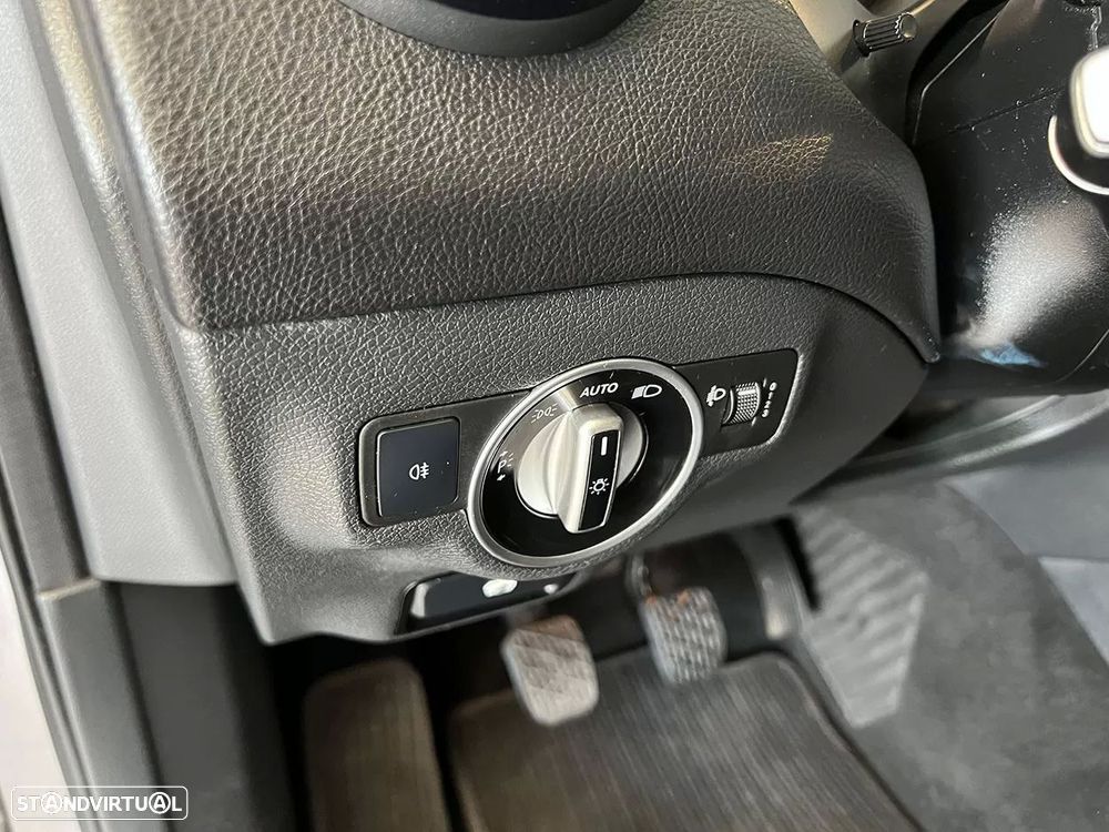 Mercedes-Benz GLA 180 d Style - 21