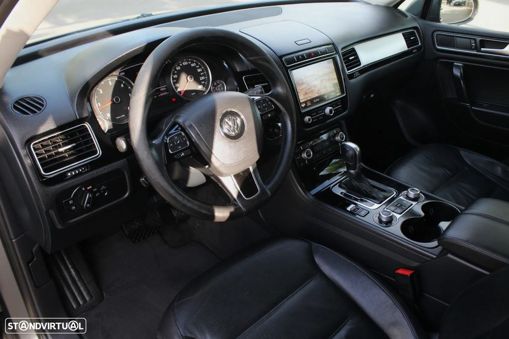 VW Touareg 3.0 TDI V6 - 44