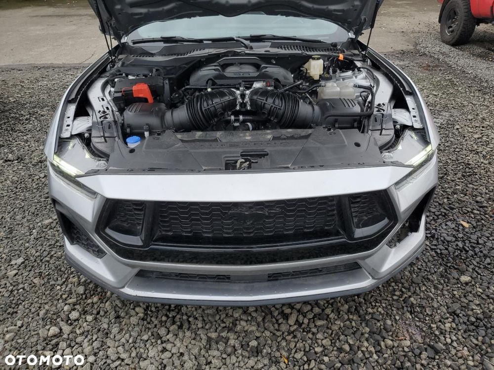 Ford Mustang 5.0 V8 GT - 13