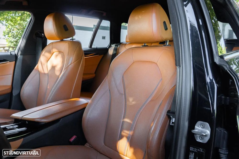 BMW 520 d Pack Desportivo M Auto - 9