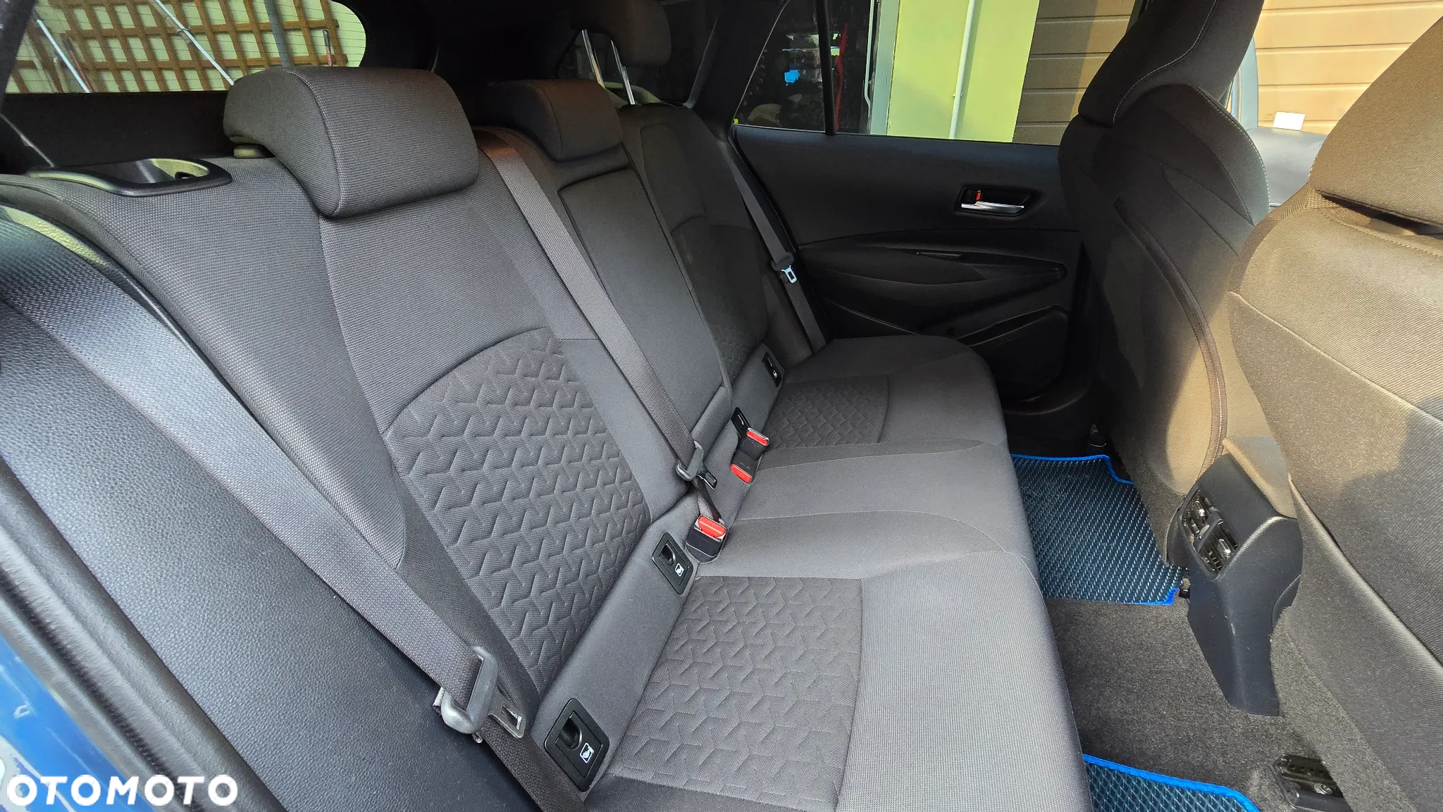 Toyota Corolla 2.0 Hybrid Comfort - 21