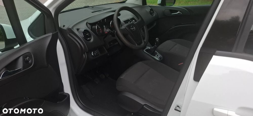 Opel Meriva - 7