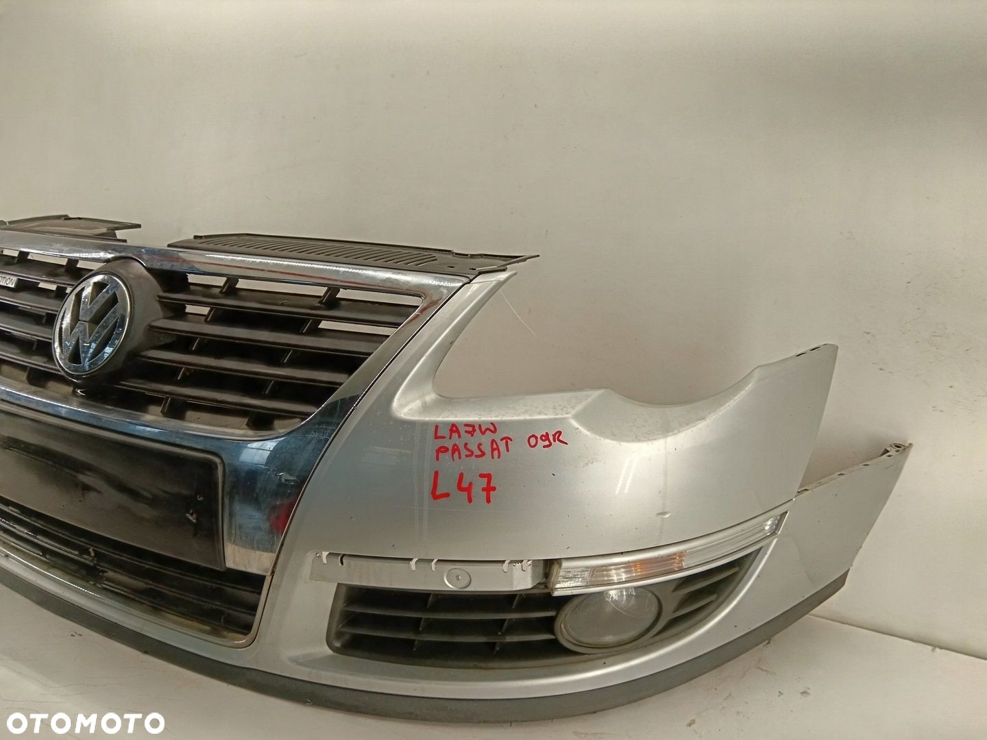 ZDERZAK PRZEDNI PRZÓD GRILL VW PASSAT B6 05-10 LA7W - 3