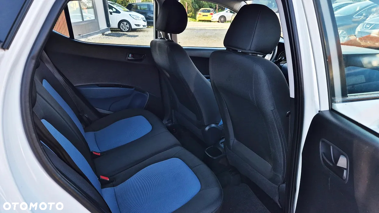 Hyundai i10 1.0 BlueDrive Premium - 33