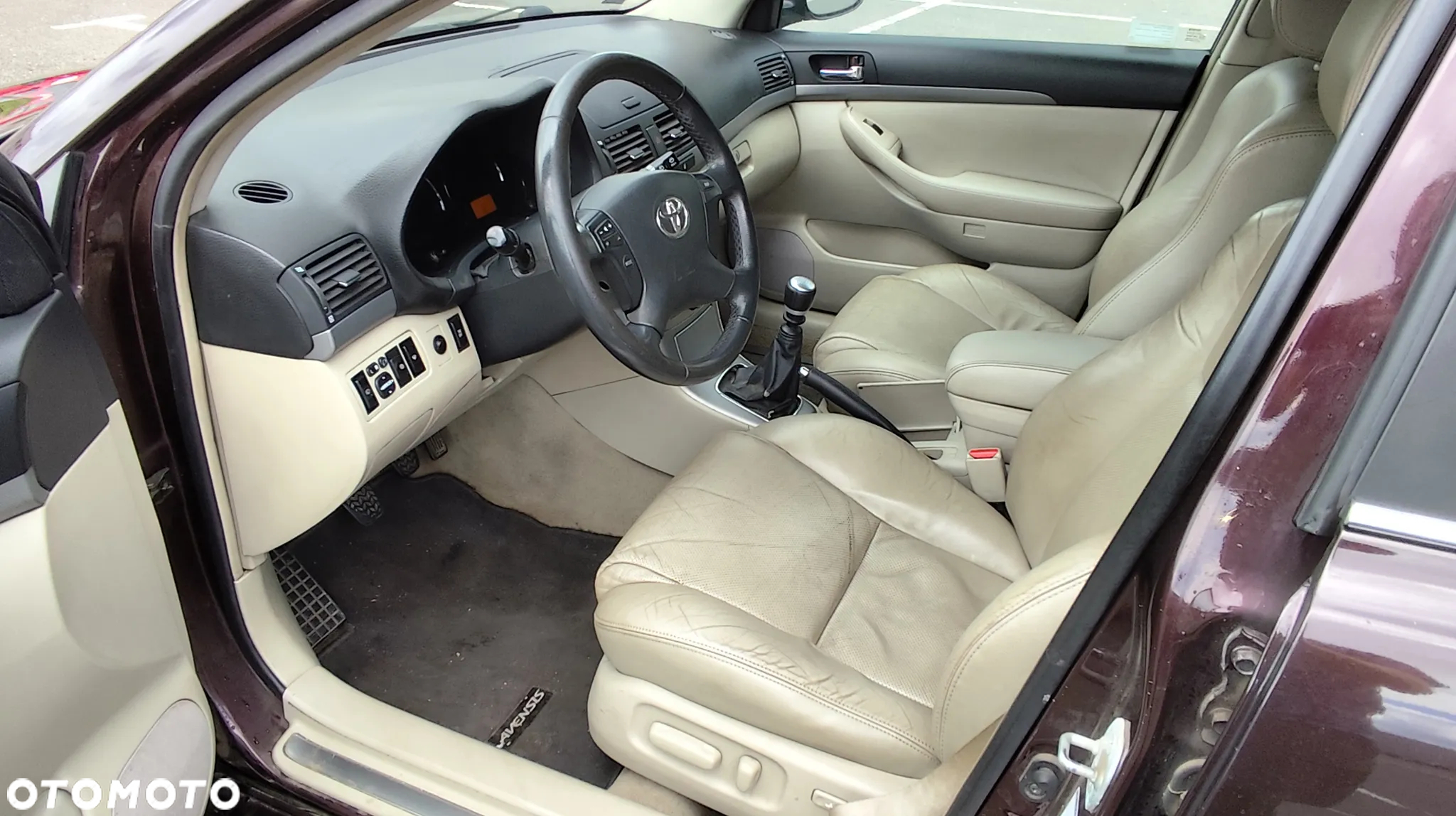 Toyota Avensis 2.2 D-4D Prestige NAVI - 7