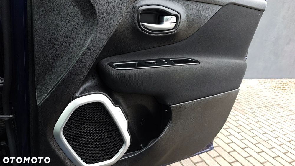 Jeep Renegade 1.4 MultiAir Longitude - 37