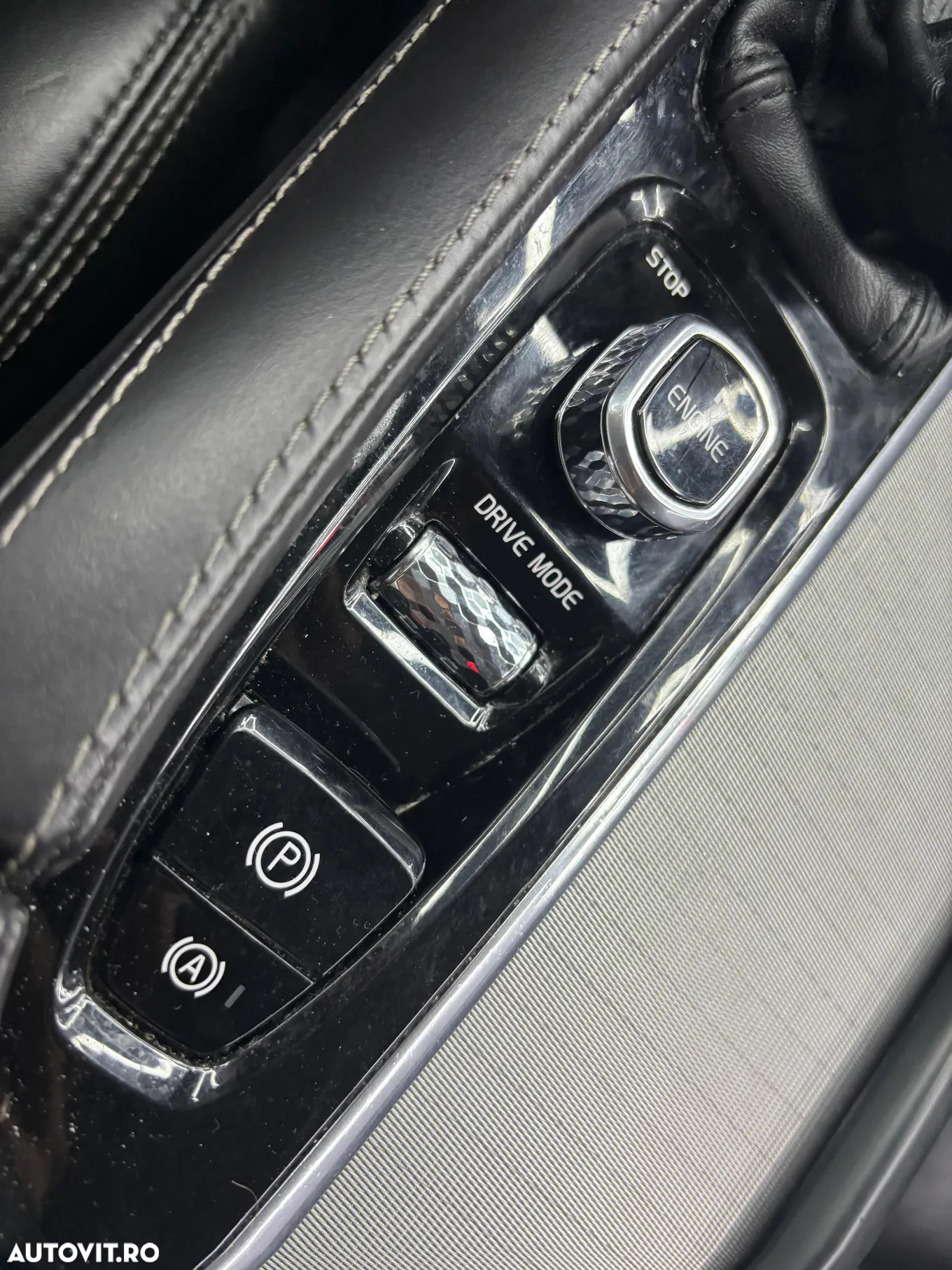 Volvo S90 T6 AWD Geartronic Momentum - 24