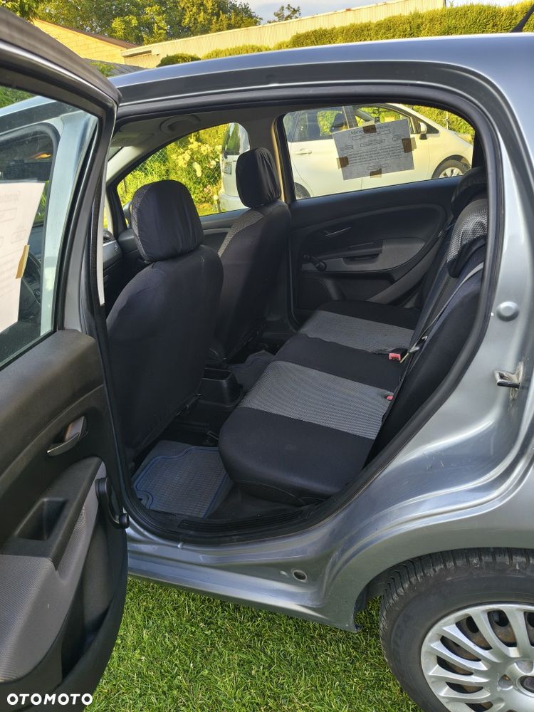 Fiat Grande Punto - 7