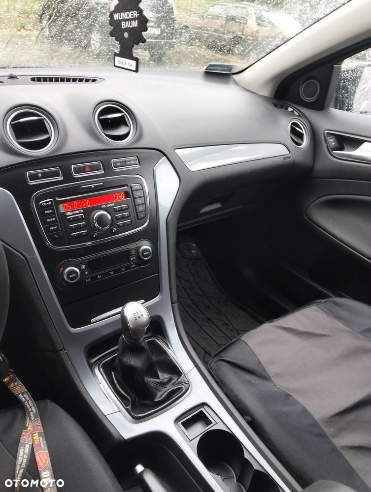 Ford Mondeo 2.0 Silver X - 3