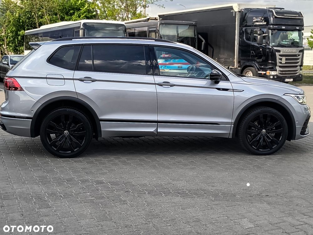 Volkswagen Tiguan Allspace - 8