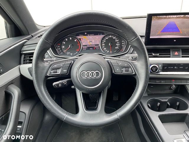 Audi A4 Avant - 16