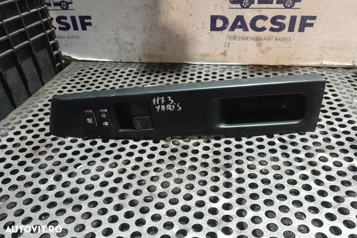 Butoane geam sofer 74232-0D330 74232-0D330 Toyota Yaris XP130 [2011 - - 1