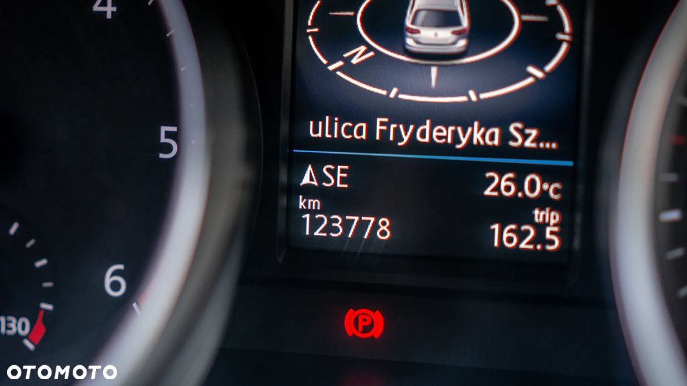 Volkswagen Passat Variant 2.0 TDI SCR DSG Comfortline - 29