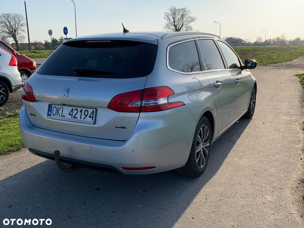 Peugeot 308 - 4