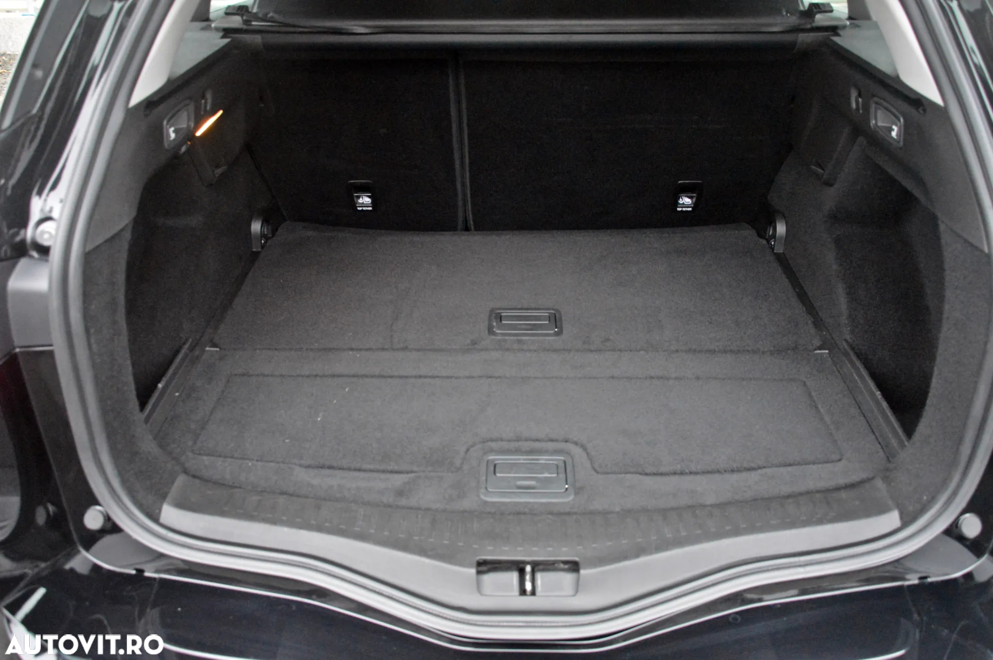 Renault Megane BLUE dCi 115 EDC BUSINESS EDITION - 24