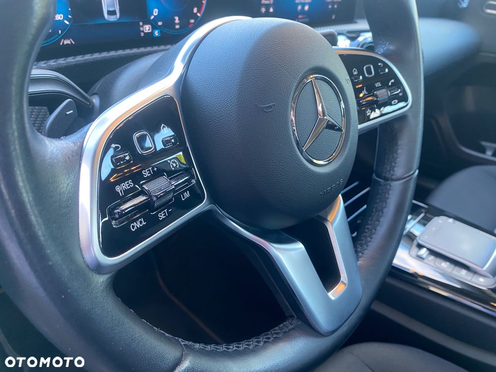 Mercedes-Benz Klasa A 180 d 8G-DCT Lim Entry - 8