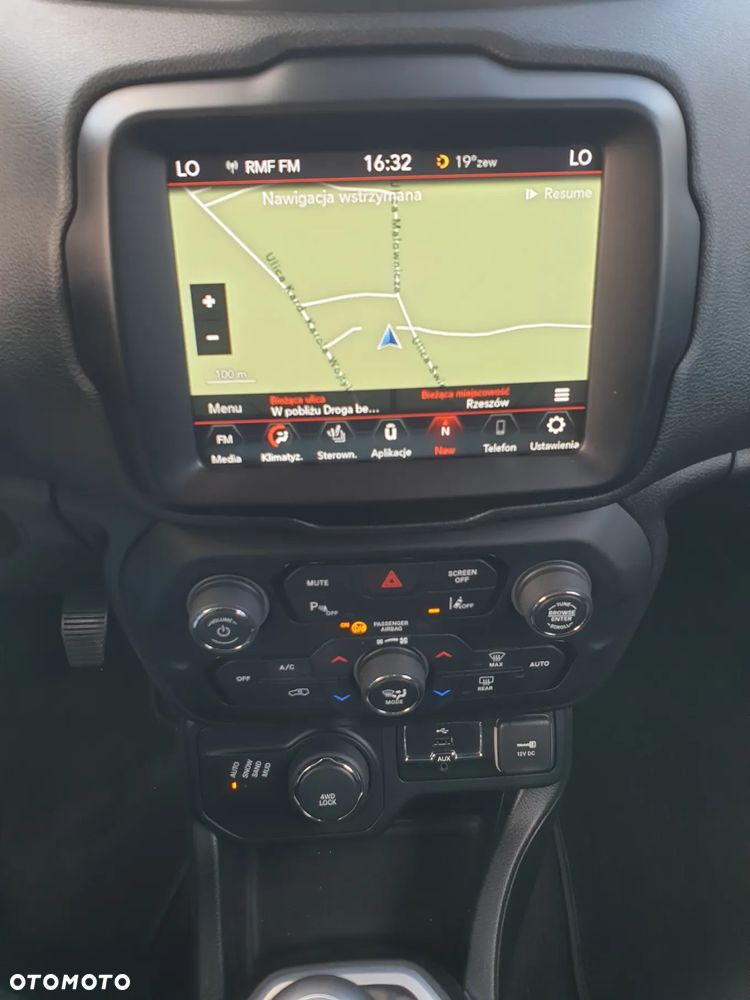 Jeep Renegade 2.0 MultiJet Limited 4WD S&S - 23