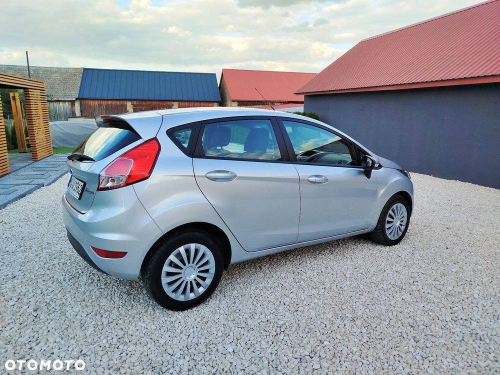 Ford Fiesta - 28