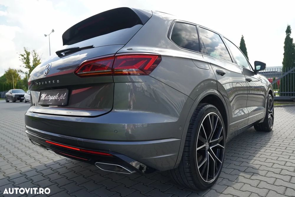 Volkswagen Touareg - 16