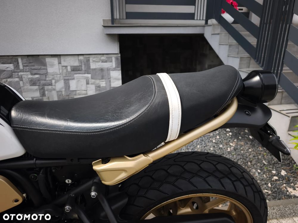 Yamaha XSR - 5