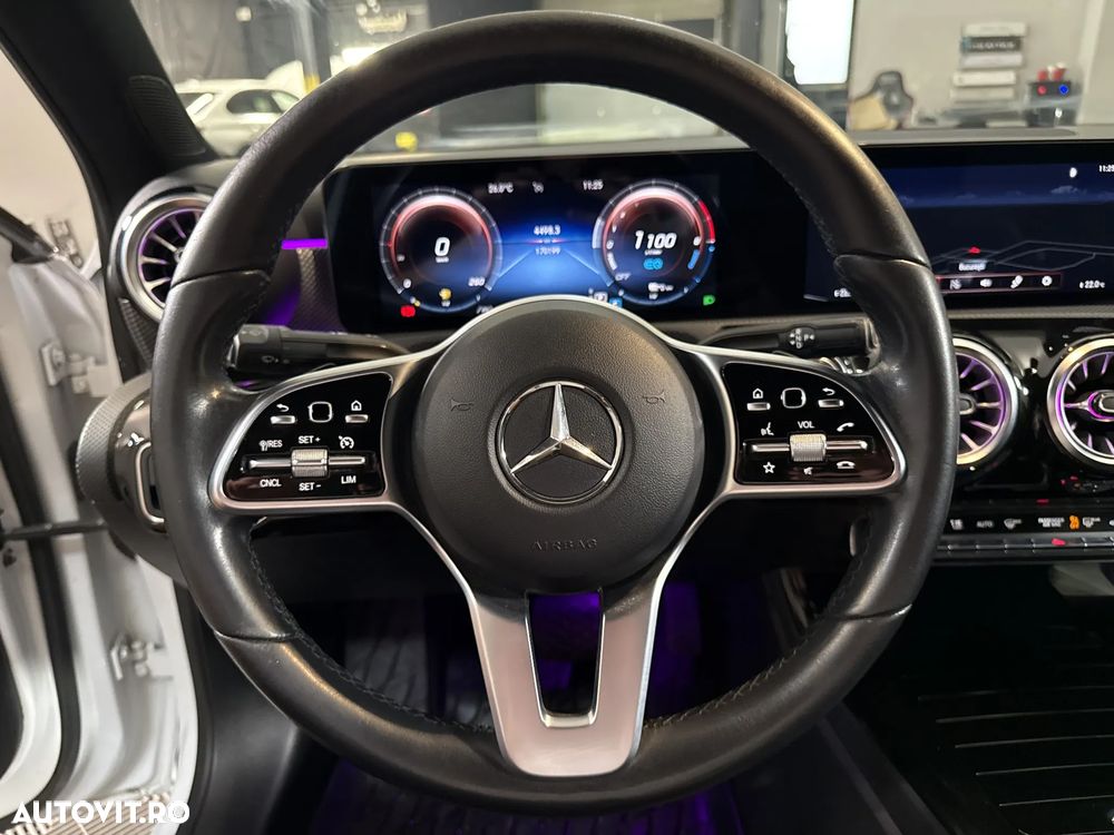 MERCEDES-BENZ A-Class 2020 — imagine 16