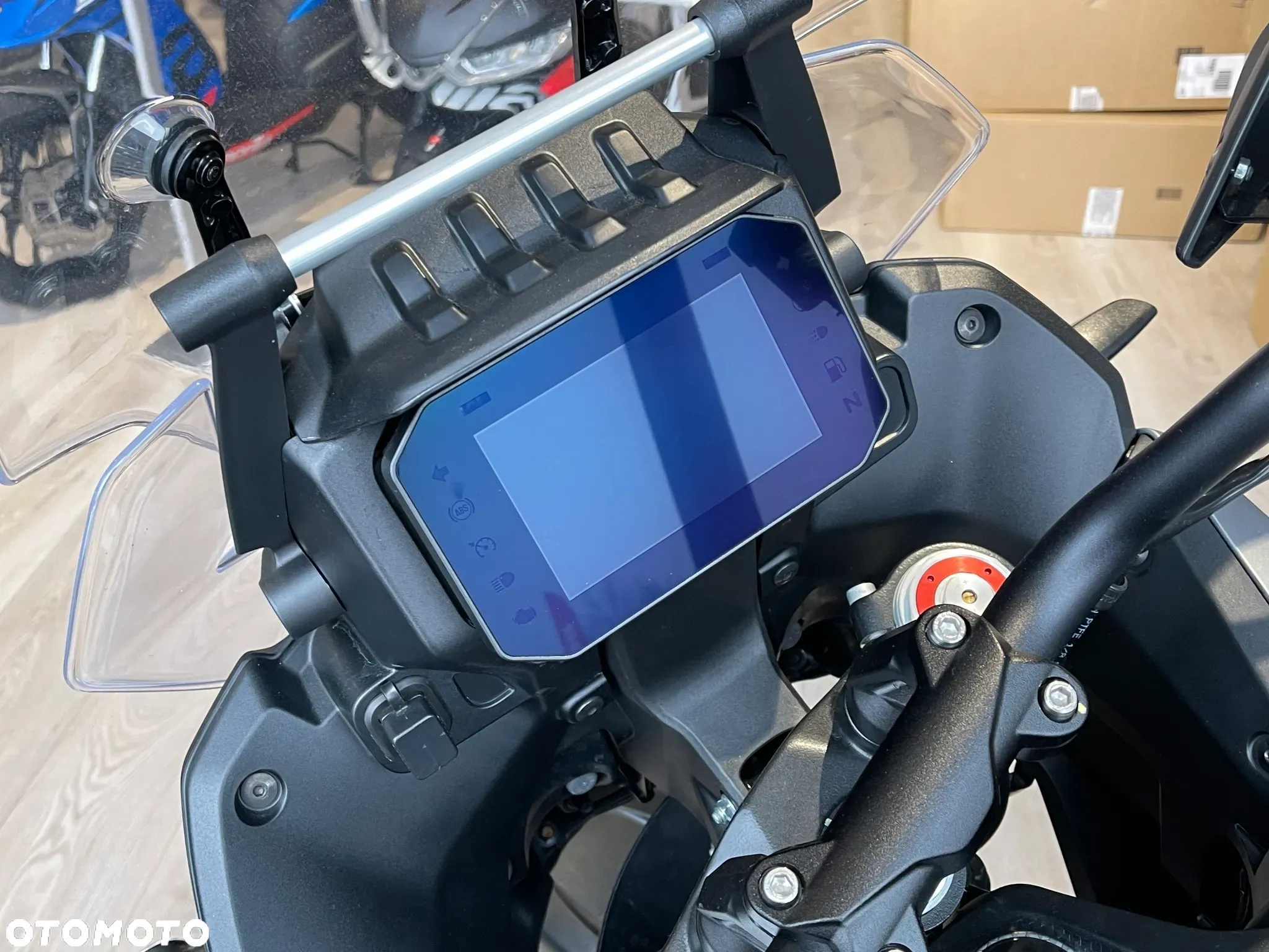 Moto Guzzi Stelvio - 3