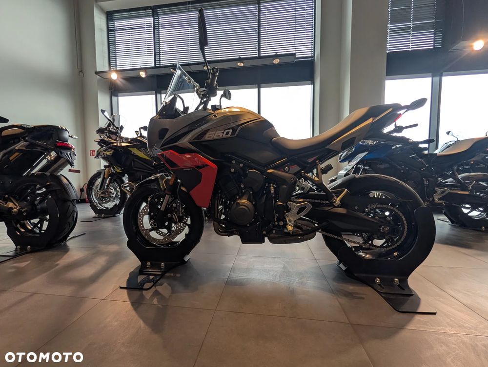 Triumph Tiger - 7