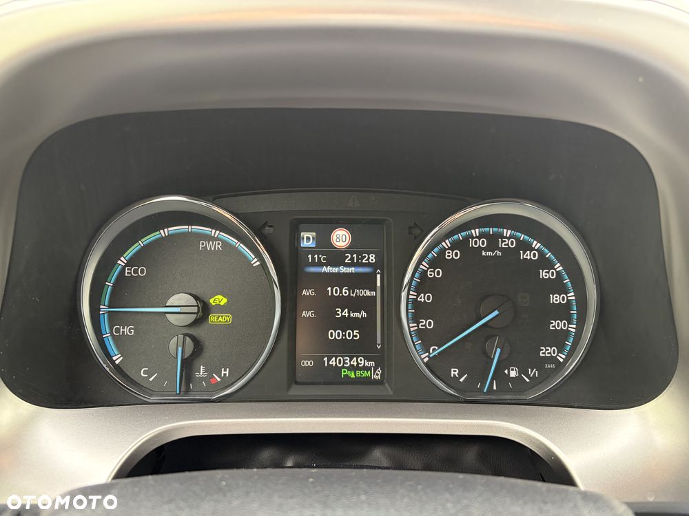 Toyota RAV4 Hybrid Prestige 4x4 - 8