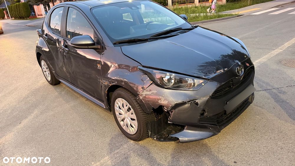Toyota Yaris - 9