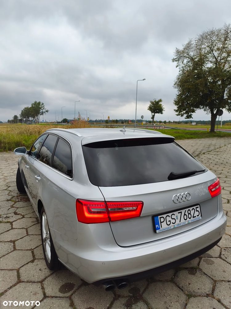 Audi A6 Avant 2012 photo 4