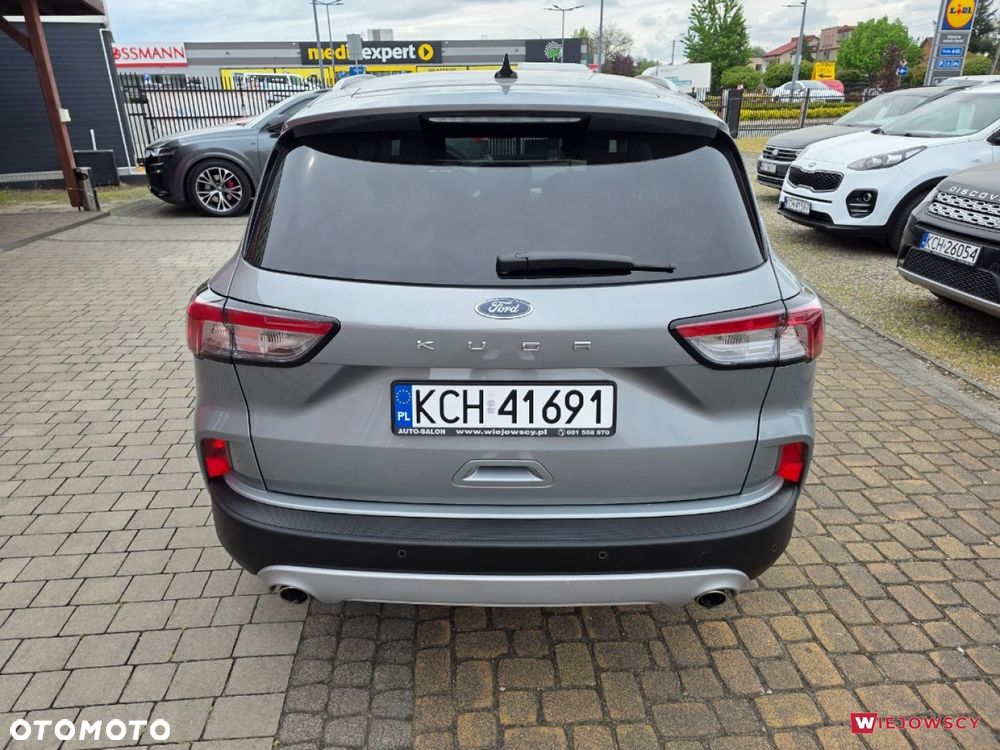 Ford Kuga - 10