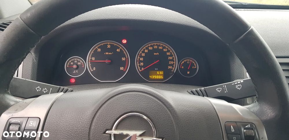 Opel Vectra 1.9 CDTI Cosmo - 6
