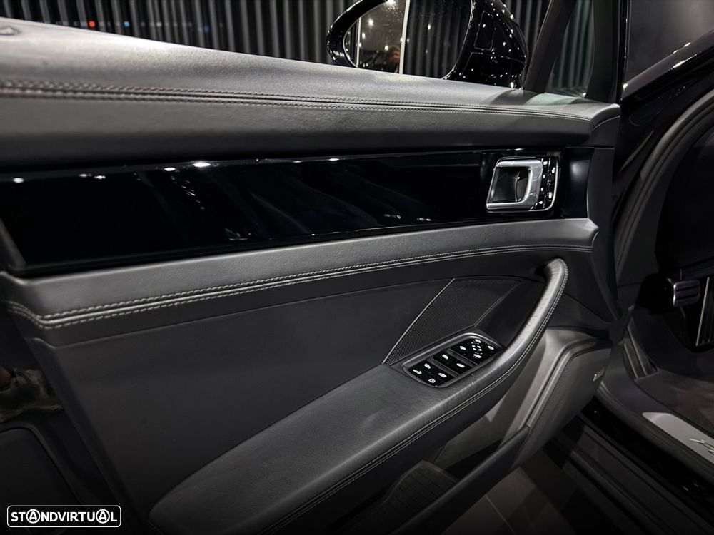Porsche Panamera 4 E-Hybrid Executive - 21