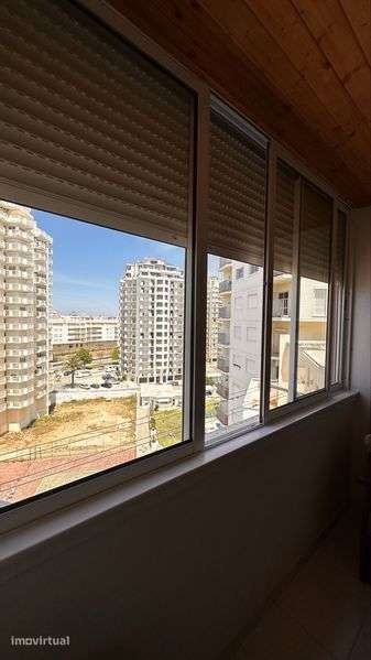Apartamento T1 para arrendar em Armação de Pêra