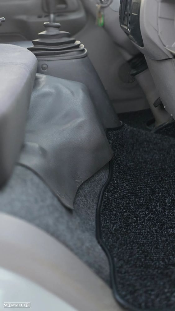 Toyota Dyna 3.0D4D Basculante - 14