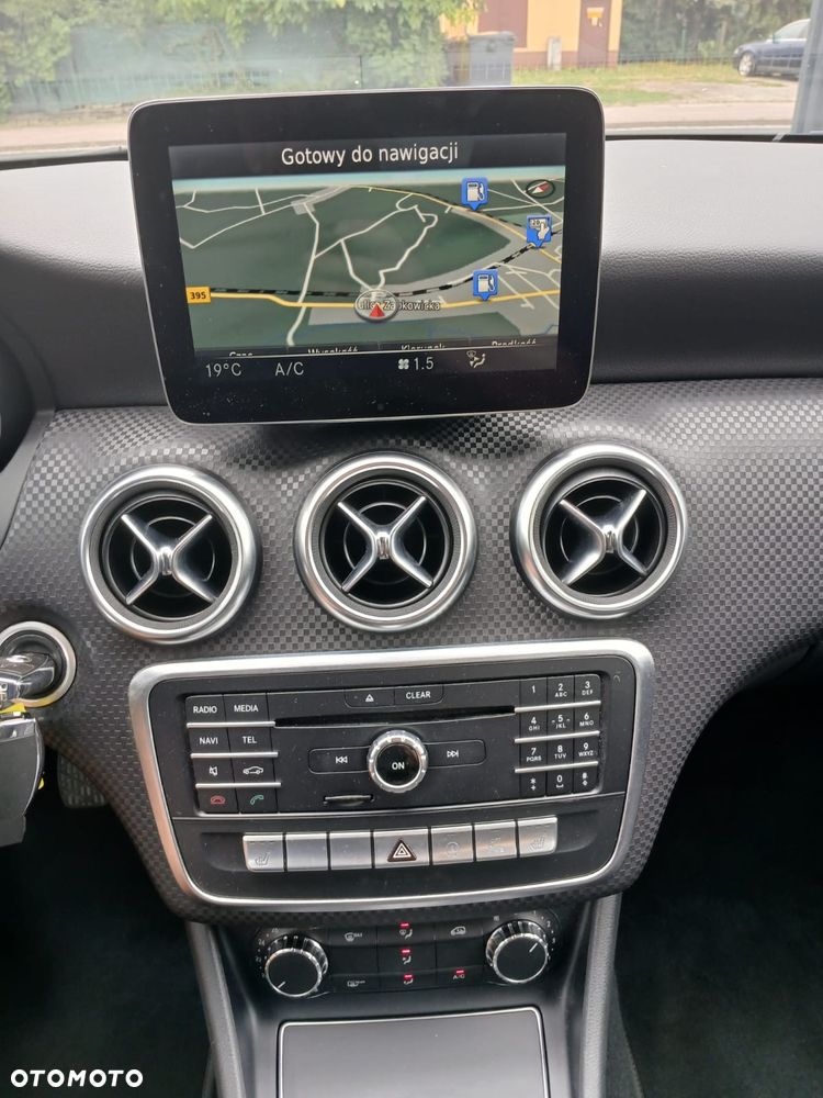 Mercedes-Benz Klasa A 180 AMG Line - 15