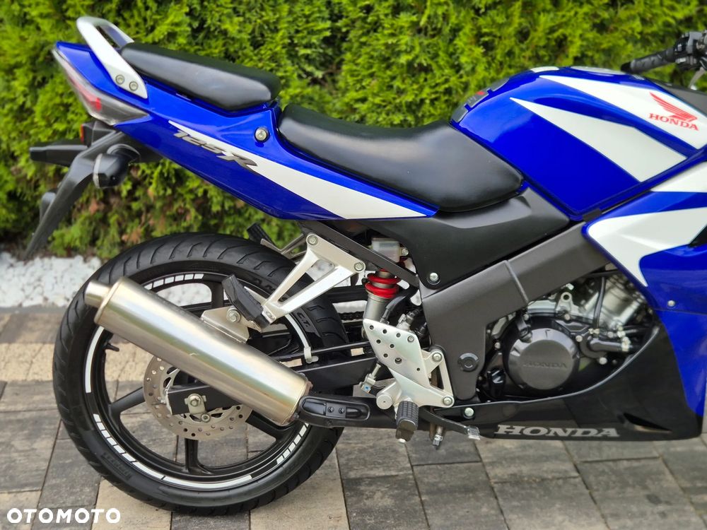 Honda CBR - 16
