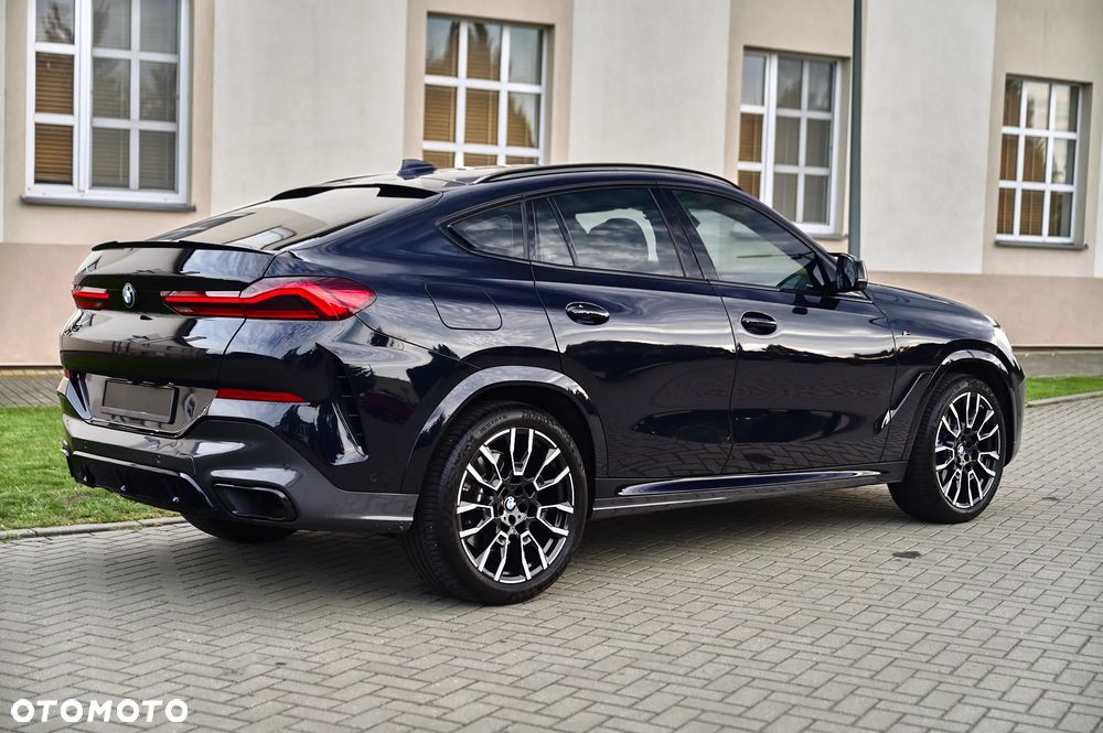 BMW X6 - 12