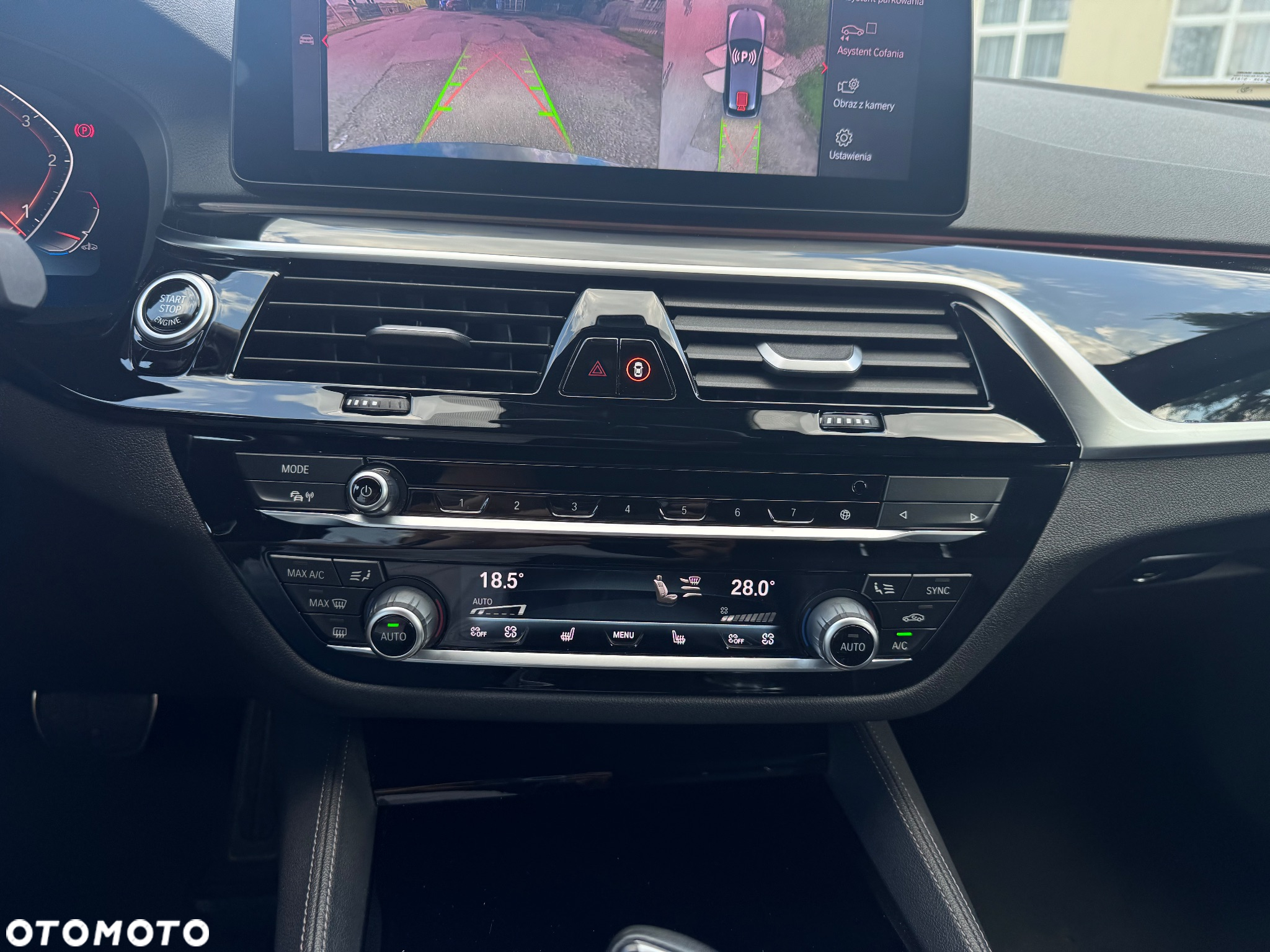 BMW Seria 5 540d xDrive Touring M Sport Edition - 31