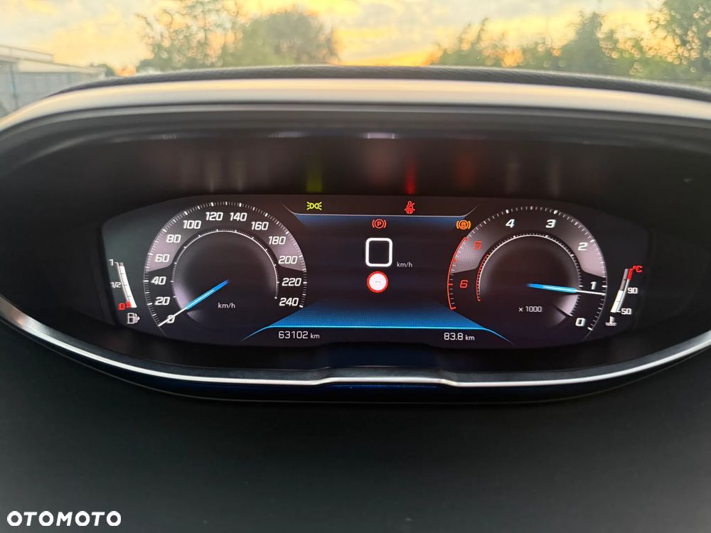 Peugeot 3008 - 21