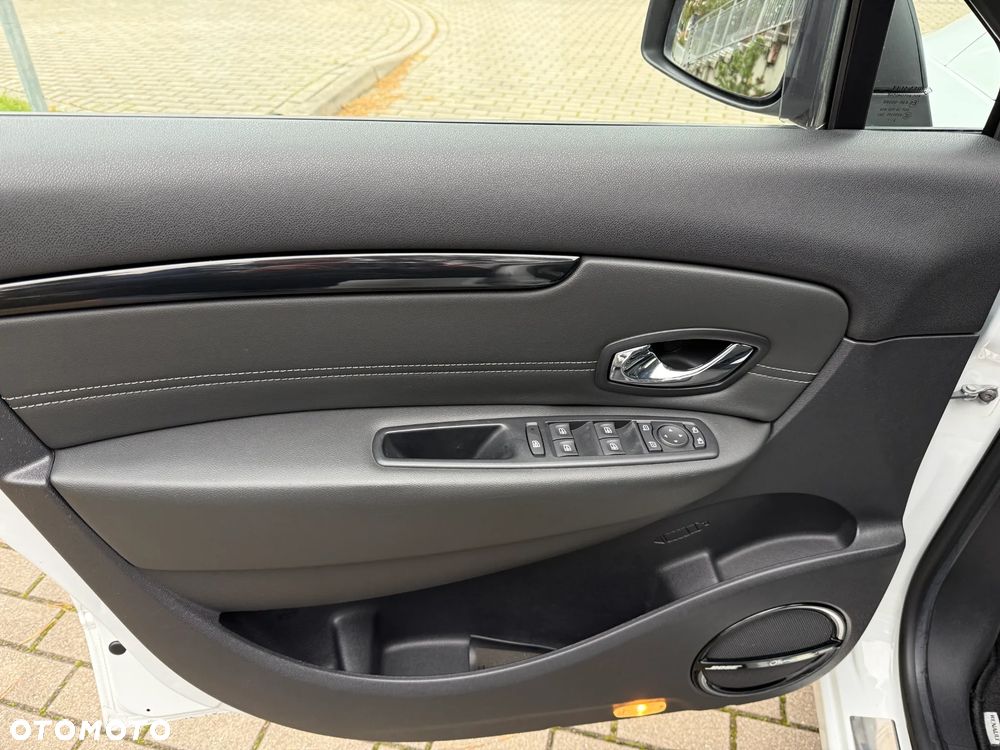 Renault Scenic - 30
