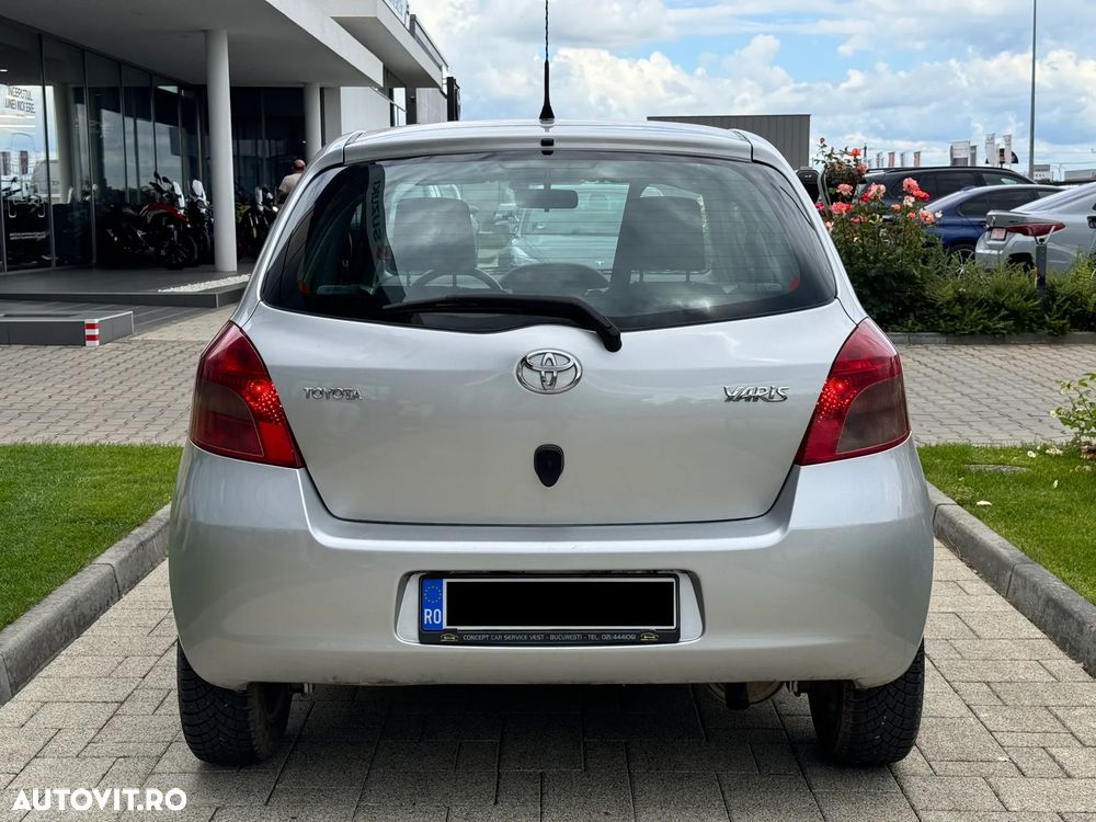Toyota Yaris 1.4 D-4D Luna - 6