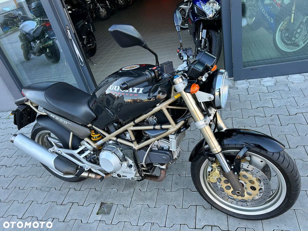 Ducati Monster - 12