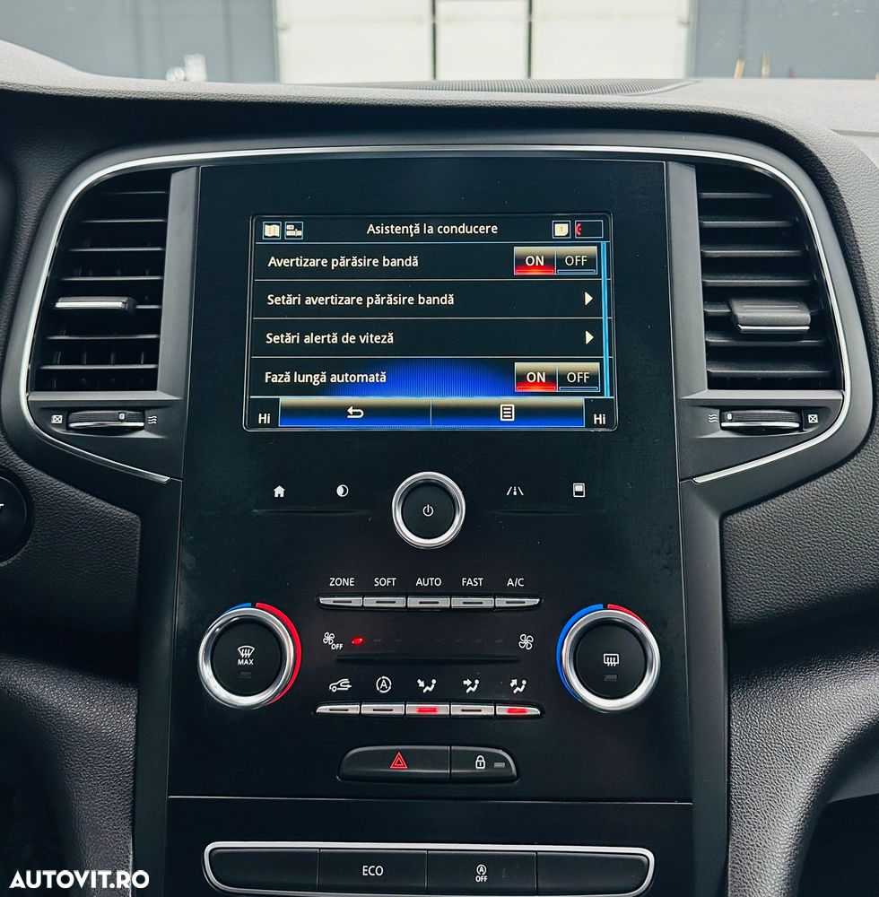 Renault Megane BLUE dCi 115 BUSINESS EDITION - 24